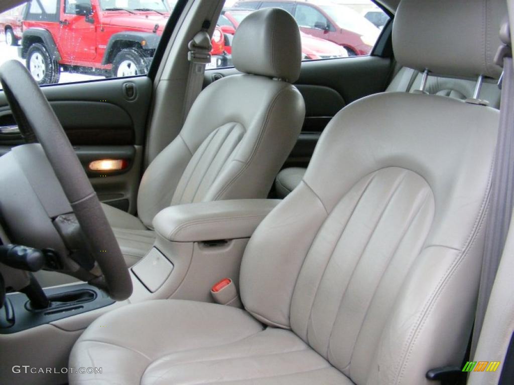 Light Taupe Interior 2002 Chrysler 300 M Sedan Photo #41152652