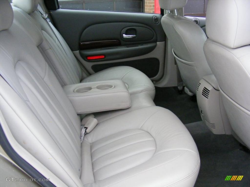Light Taupe Interior 2002 Chrysler 300 M Sedan Photo #41152692