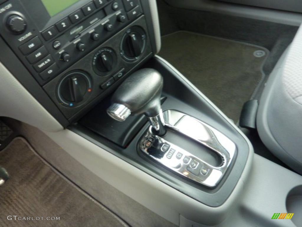 2004 Volkswagen Jetta GLS Sedan 4 Speed Automatic Transmission Photo #41153340