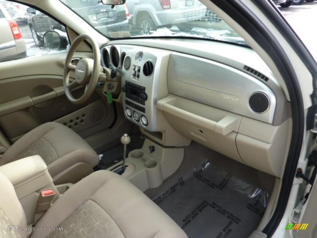 2006 Chrysler PT Cruiser Touring Pastel Pebble Beige Dashboard Photo #41153516