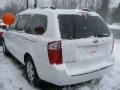 2008 White Kia Sedona LX  photo #13