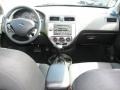 Infra-Red - Focus ZX5 SES Hatchback Photo No. 12