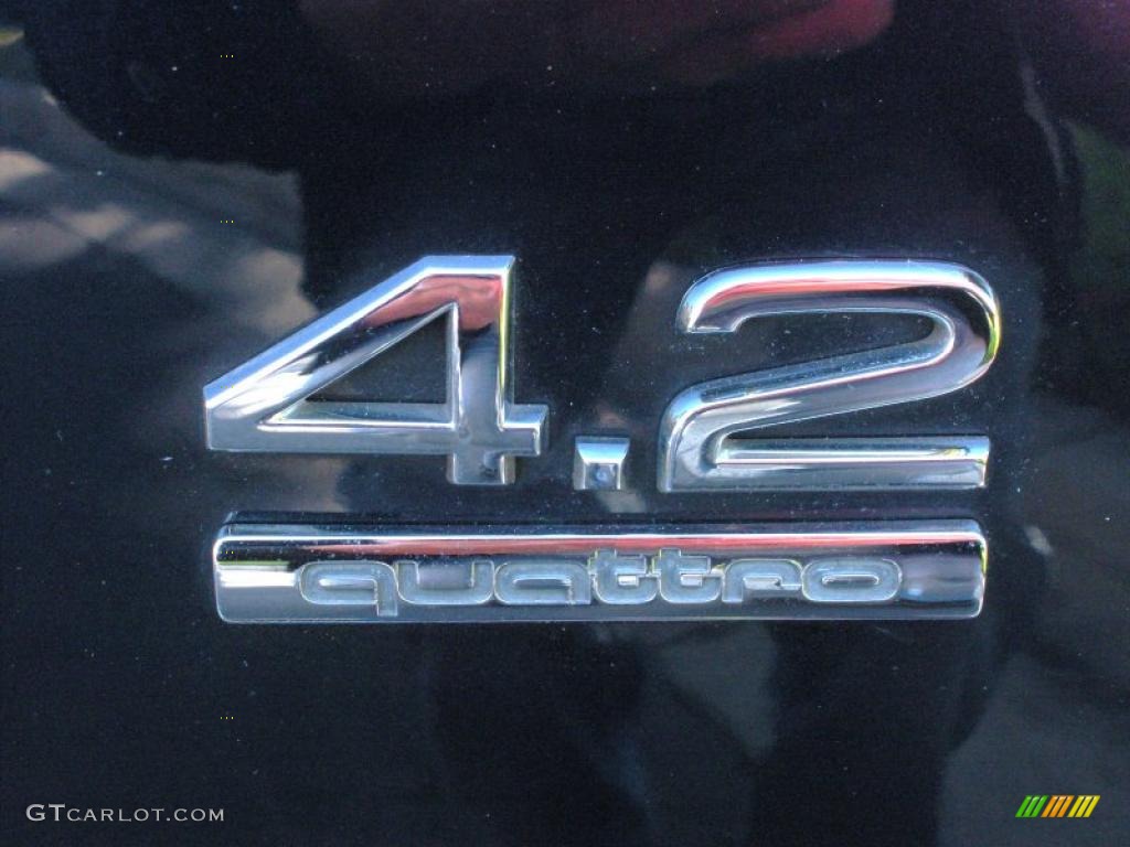 2005 Audi A8 L 4.2 quattro Marks and Logos Photos