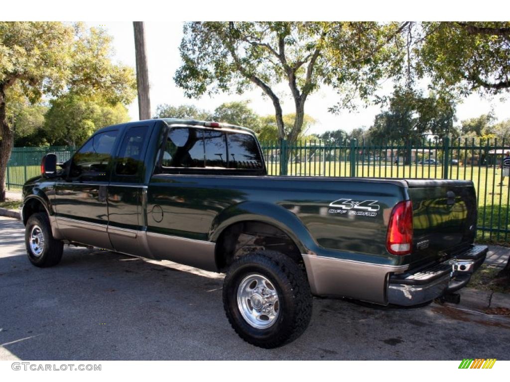 2003 F250 Super Duty Lariat SuperCab 4x4 - Dark Highland Green Metallic / Medium Parchment Beige photo #6