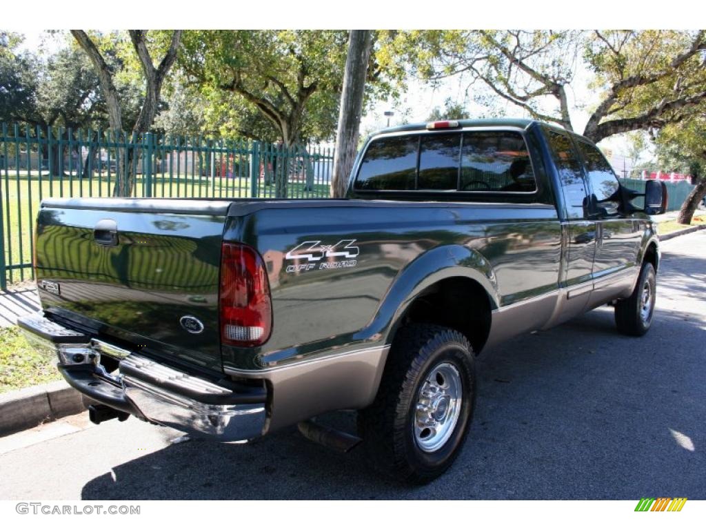 2003 F250 Super Duty Lariat SuperCab 4x4 - Dark Highland Green Metallic / Medium Parchment Beige photo #9