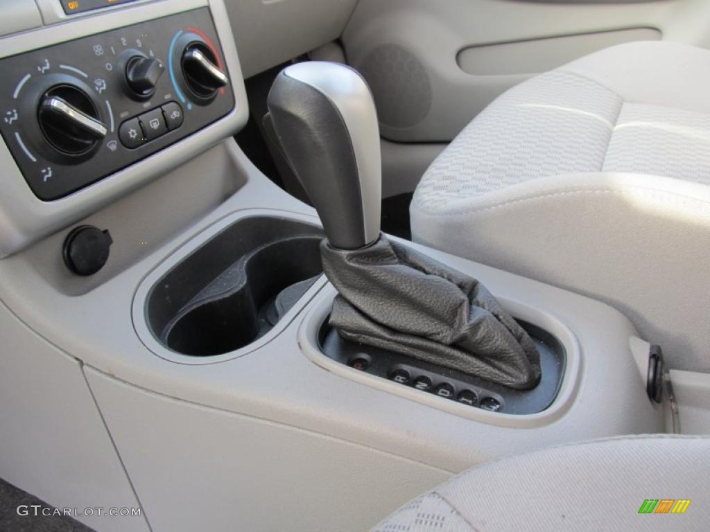 2010 Cobalt LT Sedan - Silver Ice Metallic / Gray photo #12