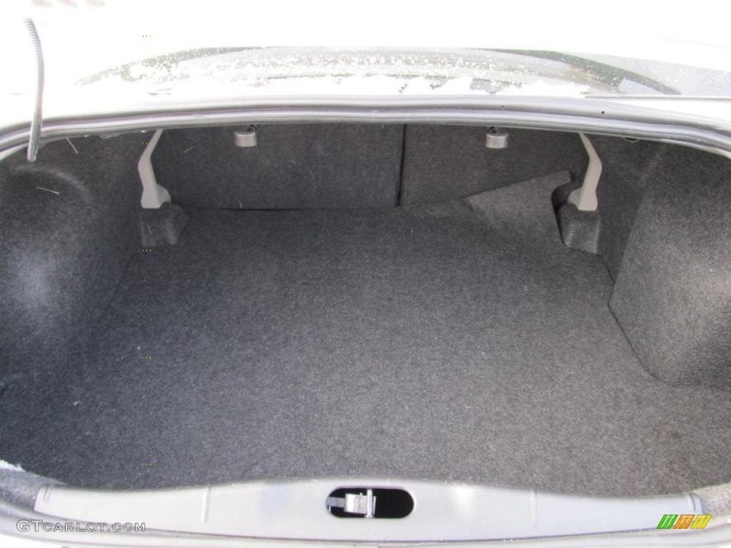 2010 Cobalt LT Sedan - Silver Ice Metallic / Gray photo #19