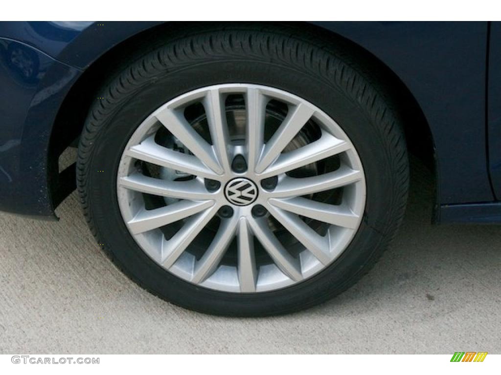 2011 Volkswagen Jetta SEL Sedan Wheel Photo #41165840