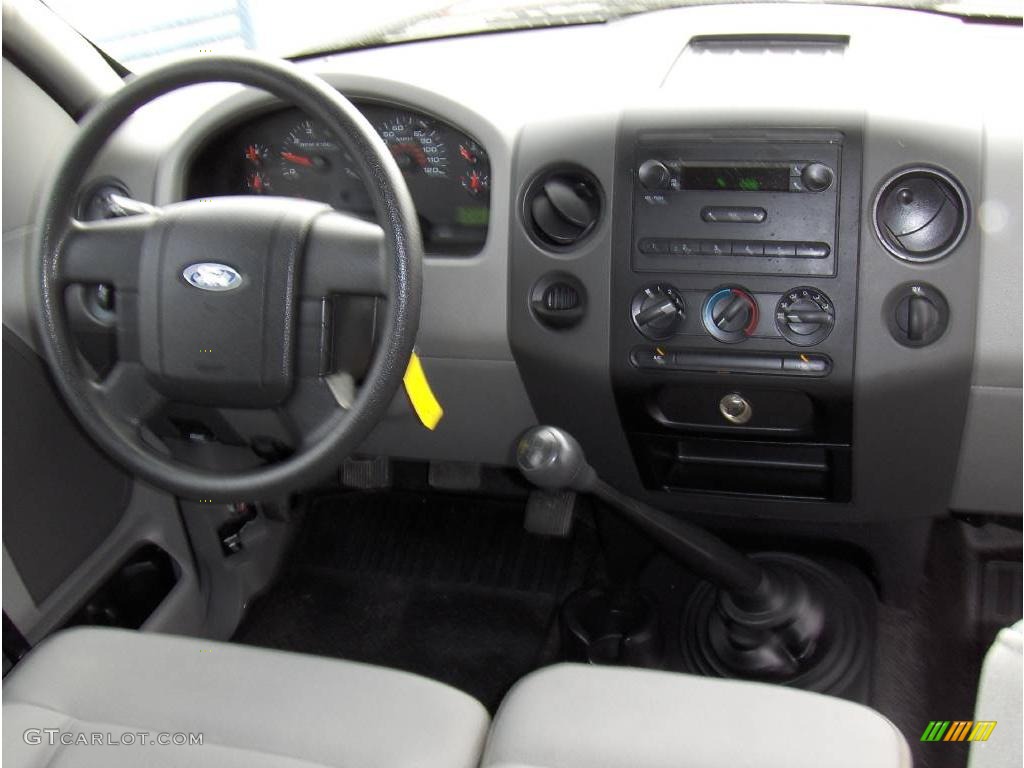 2008 F150 XL Regular Cab - Bright Red / Medium/Dark Flint photo #8