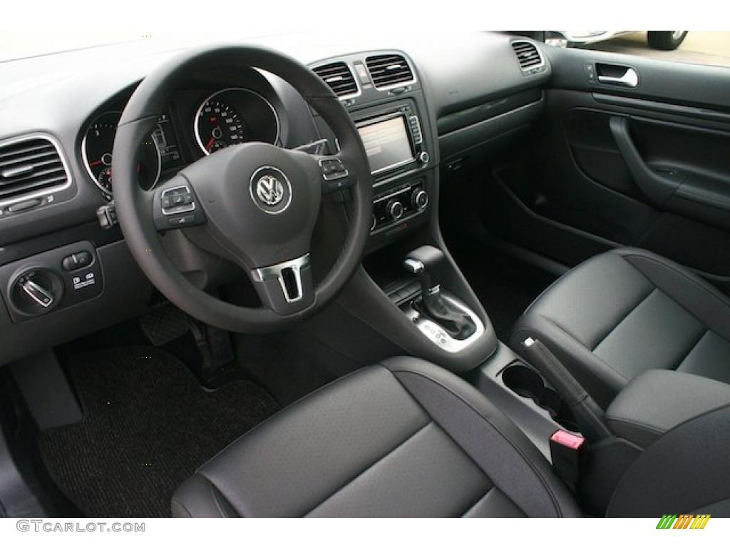 Titan Black Interior 2011 Volkswagen Jetta TDI SportWagen Photo #41166989