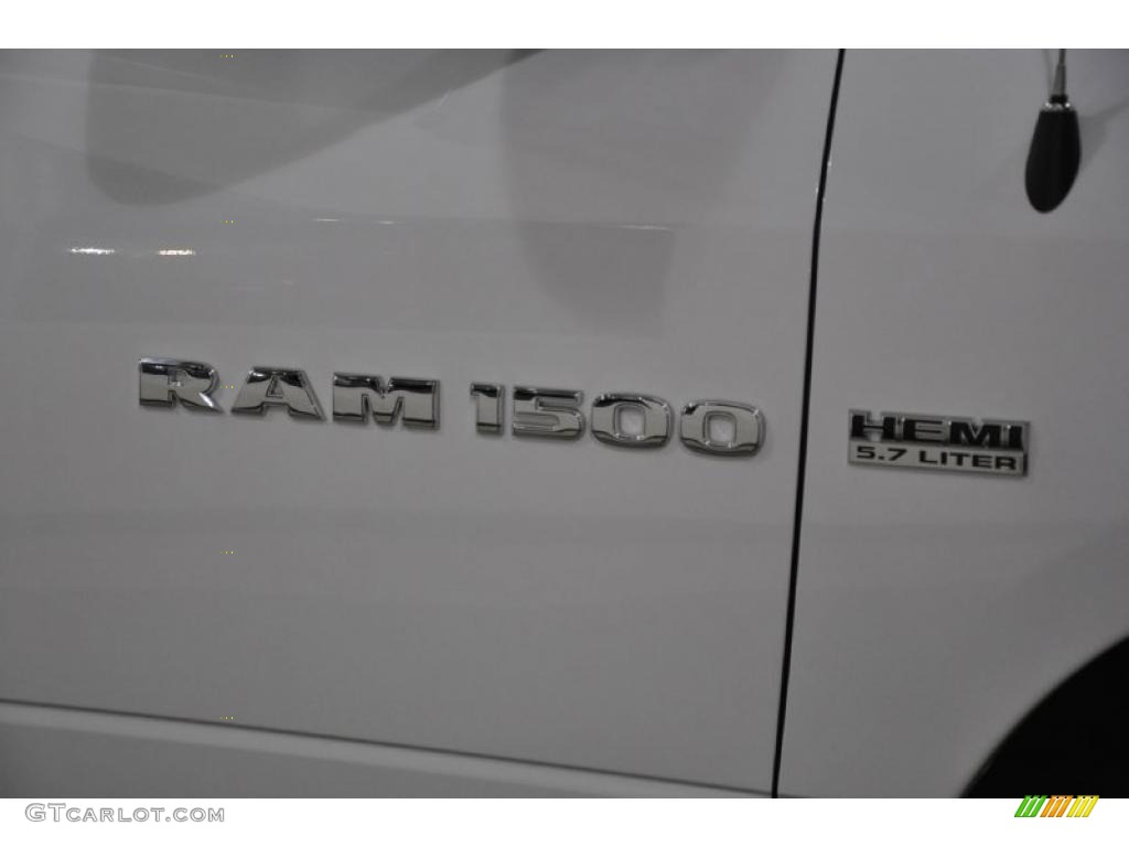 2011 Ram 1500 Sport Quad Cab - Bright White / Dark Slate Gray photo #5