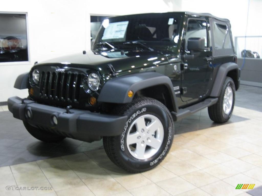 2011 Wrangler Sport S 4x4 - Natural Green Pearl / Black photo #2