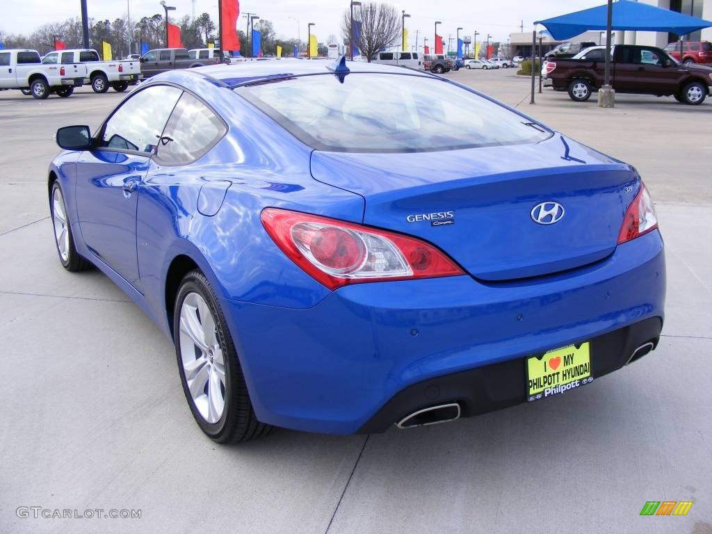 2010 Genesis Coupe 3.8 Grand Touring - Mirabeau Blue / Brown photo #8