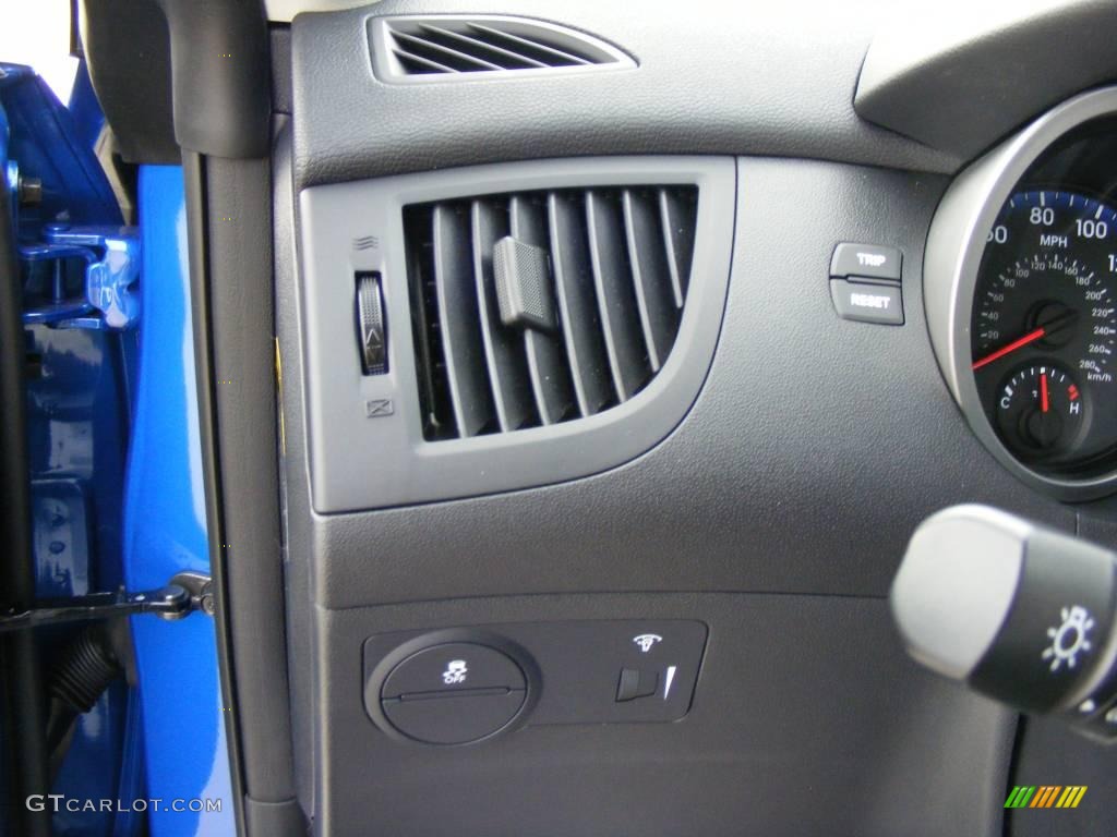 2010 Hyundai Genesis Coupe 3.8 Grand Touring Controls Photo #4117027