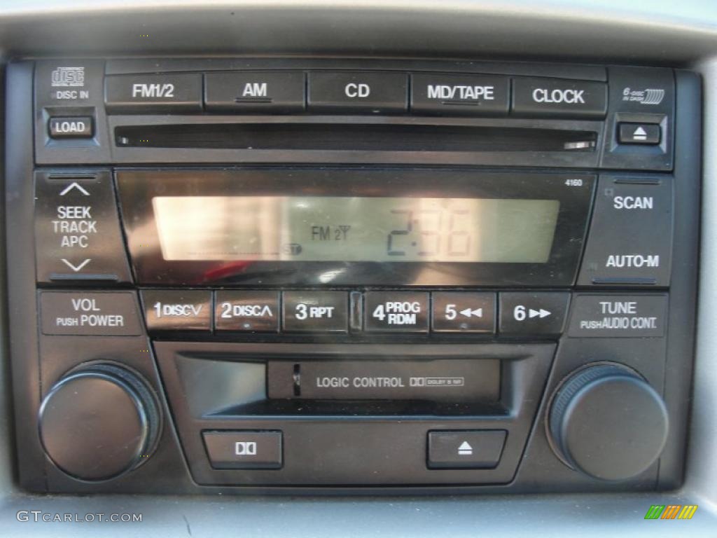 2003 Mazda Tribute ES-V6 Controls Photo #41171882