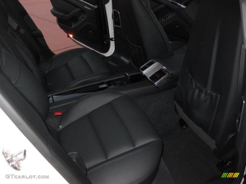 Black Interior 2011 Porsche Panamera 4 Photo #41172442