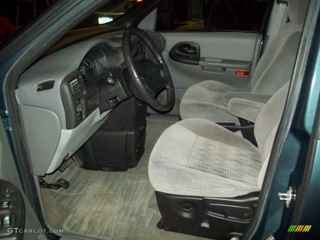 Medium Gray Interior 2005 Chevrolet Venture LT Photo #41172462