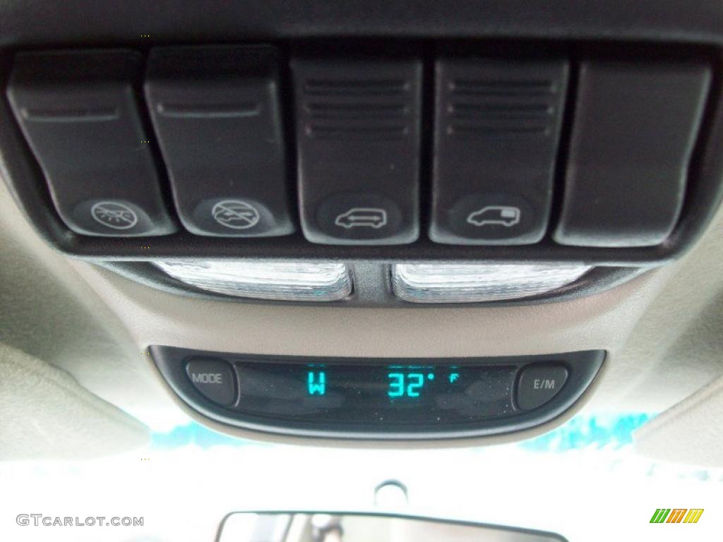 2005 Chevrolet Venture LT Controls Photo #41172526