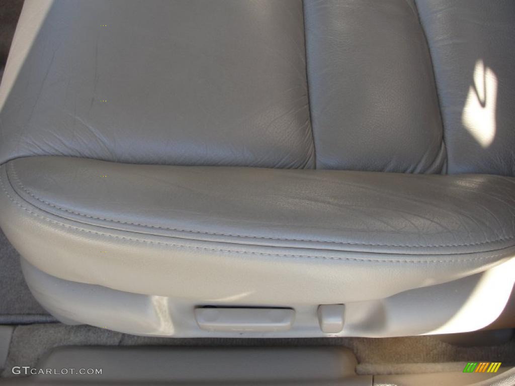 2007 Accord EX-L V6 Sedan - Taffeta White / Ivory photo #38