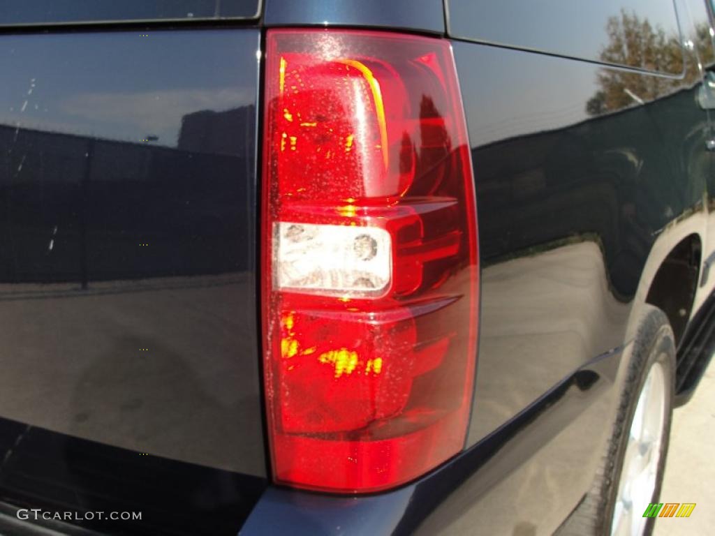 2007 Suburban 1500 LS - Dark Blue Metallic / Ebony photo #27