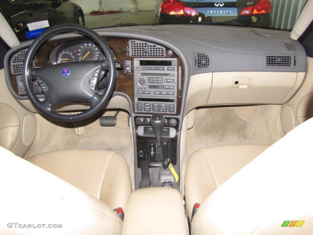 2003 Saab 9-5 Arc Sedan Dashboard Photos