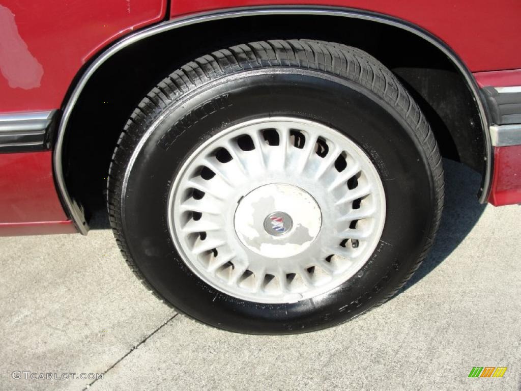 1995 Buick LeSabre Custom Wheel Photo #41176382