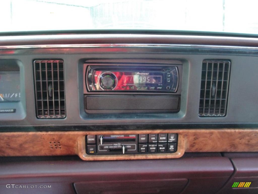 1995 Buick LeSabre Custom Controls Photo #41176458