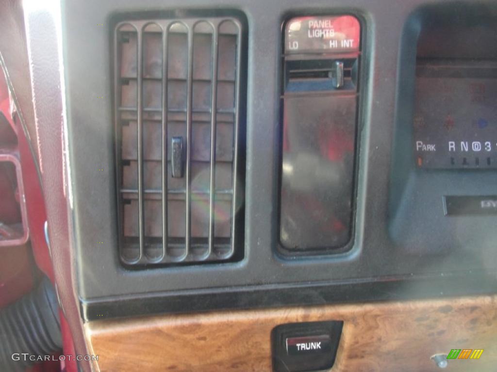 1995 Buick LeSabre Custom Controls Photo #41176482