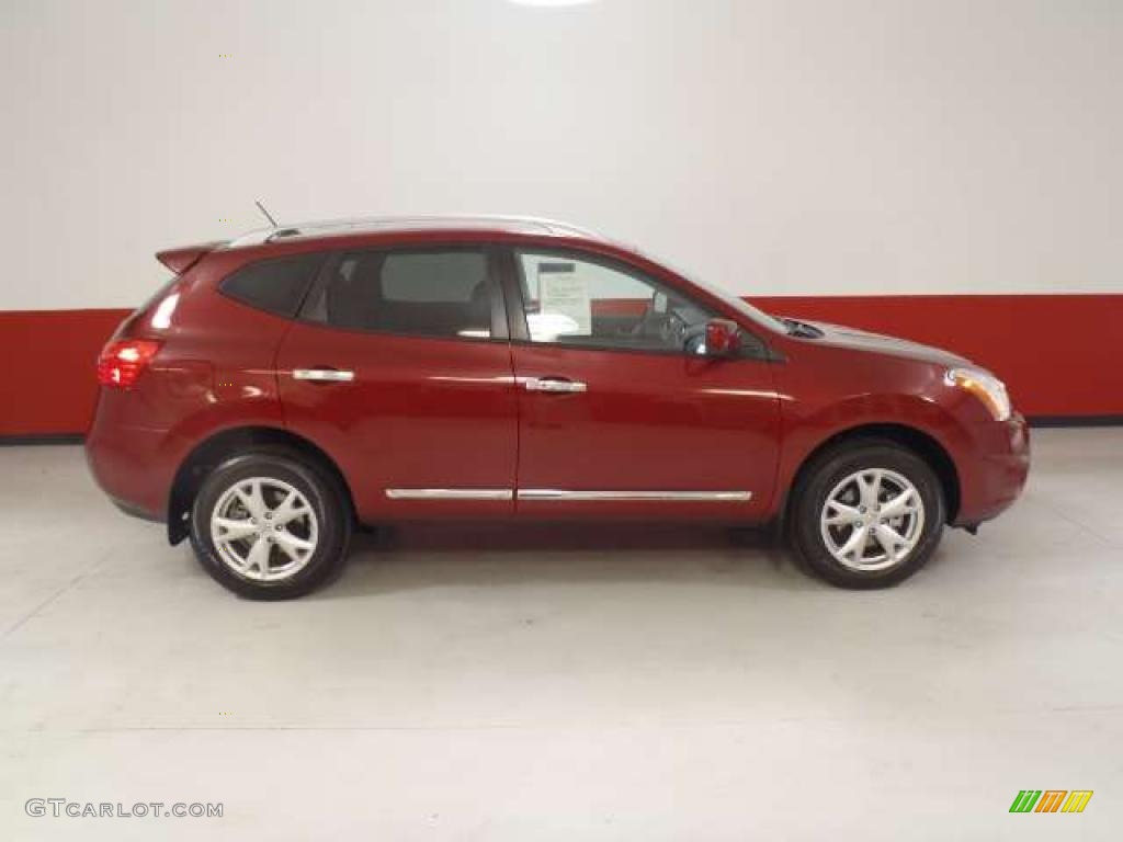 2011 Rogue SV - Cayenne Red / Gray photo #3