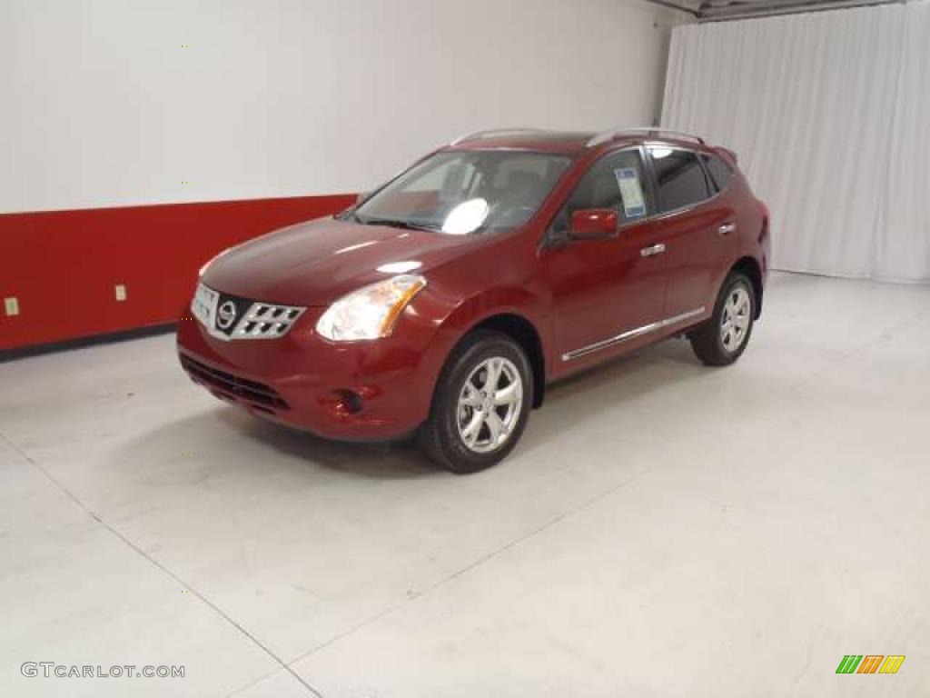 2011 Rogue SV - Cayenne Red / Gray photo #8