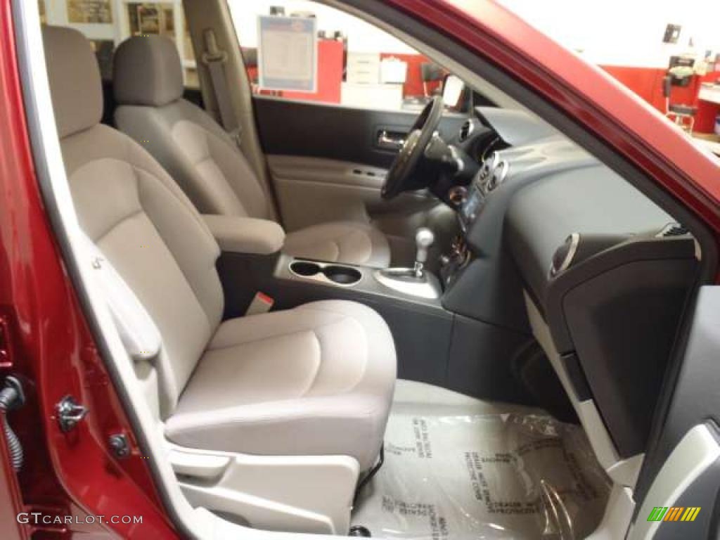 2011 Rogue SV - Cayenne Red / Gray photo #21