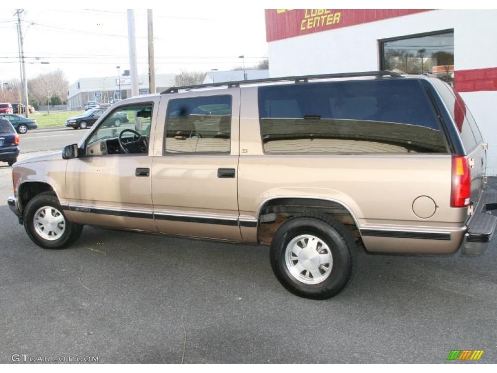 1996 Suburban C1500 - Light Autumnwood Metallic / Tan photo #9