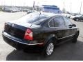Black - Passat GLS Sedan Photo No. 5