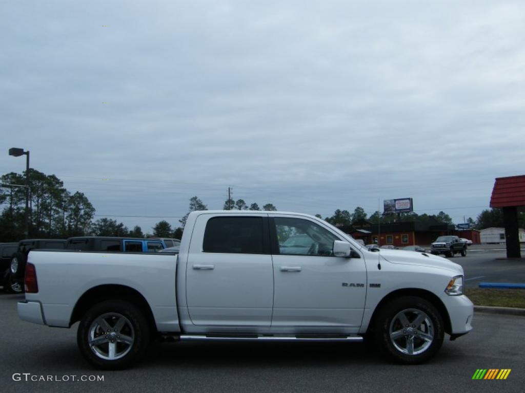 2010 Ram 1500 Sport Crew Cab 4x4 - Stone White / Dark Slate Gray photo #6