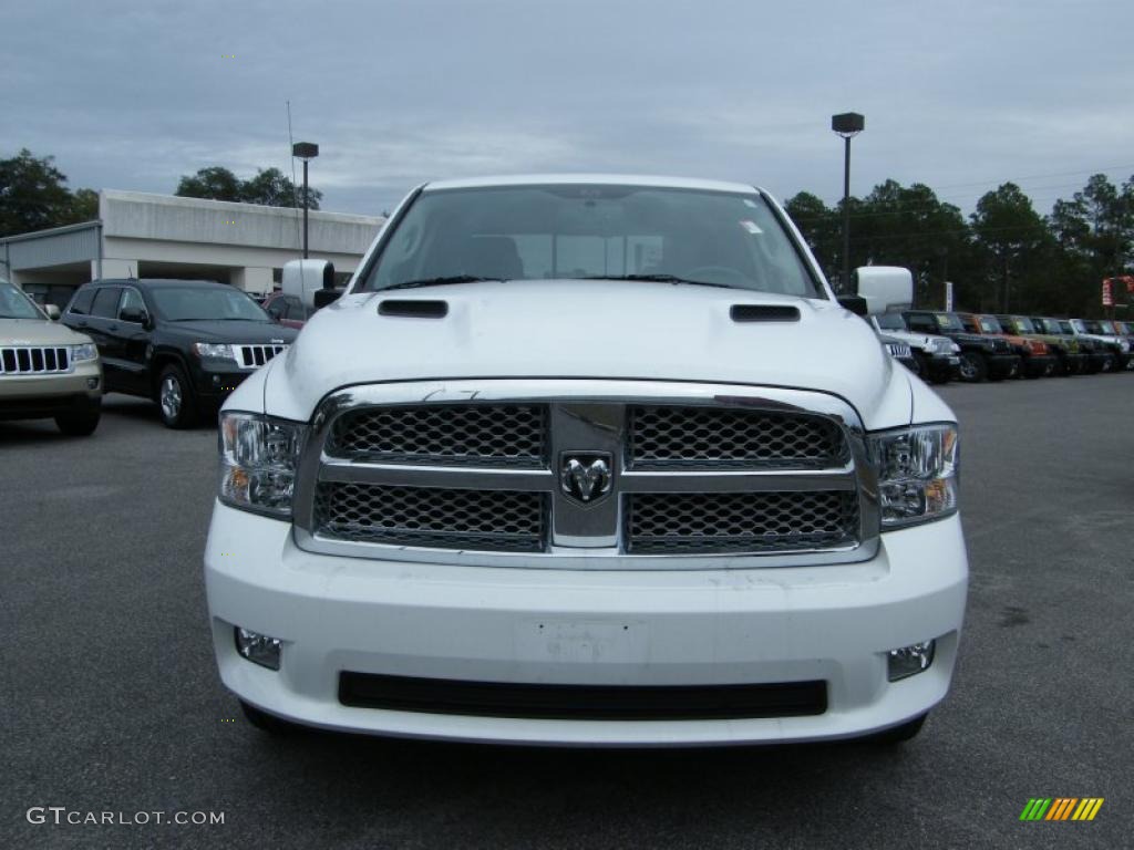 2010 Ram 1500 Sport Crew Cab 4x4 - Stone White / Dark Slate Gray photo #8