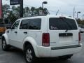 Stone White - Nitro SXT 4x4 Photo No. 3