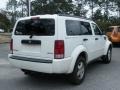 Stone White - Nitro SXT 4x4 Photo No. 5