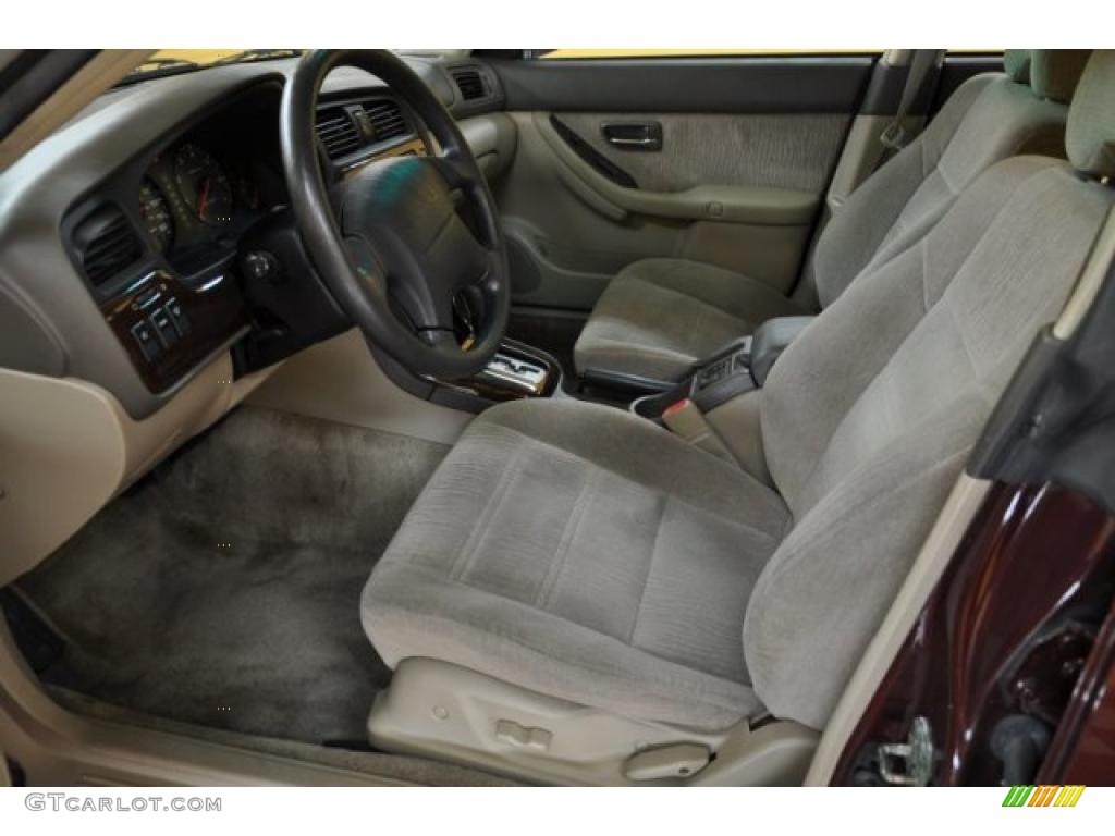 Beige Interior 2001 Subaru Outback Wagon Photo #41190322