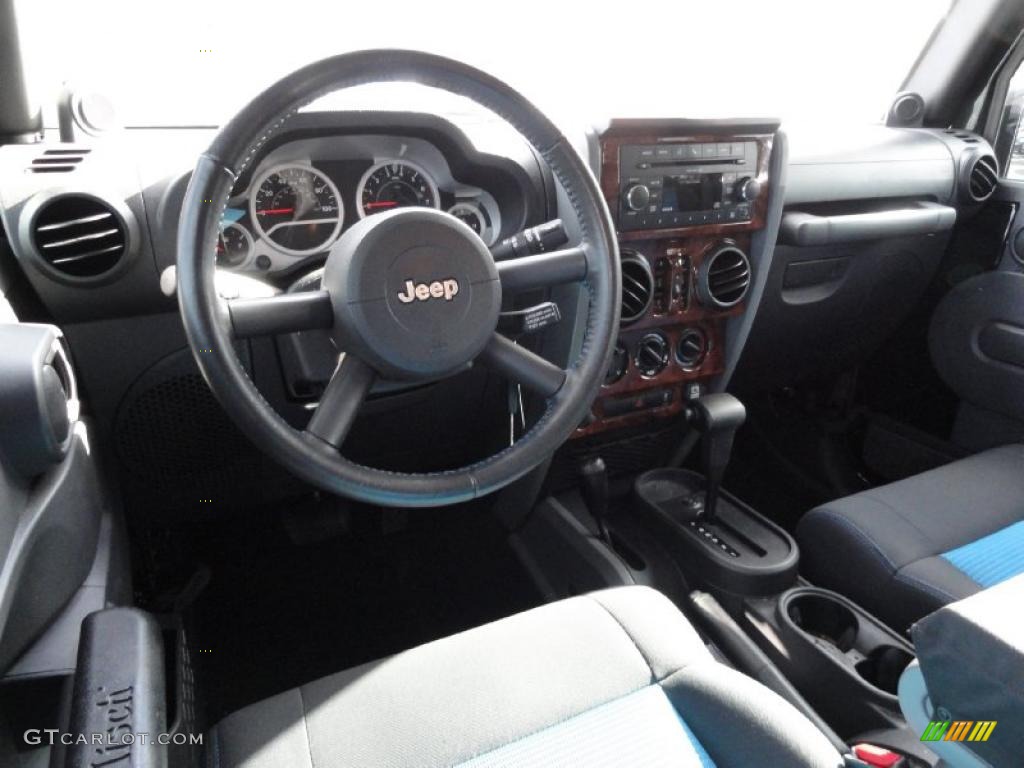 2010 Jeep Wrangler Unlimited Islander Edition 4x4 Interior