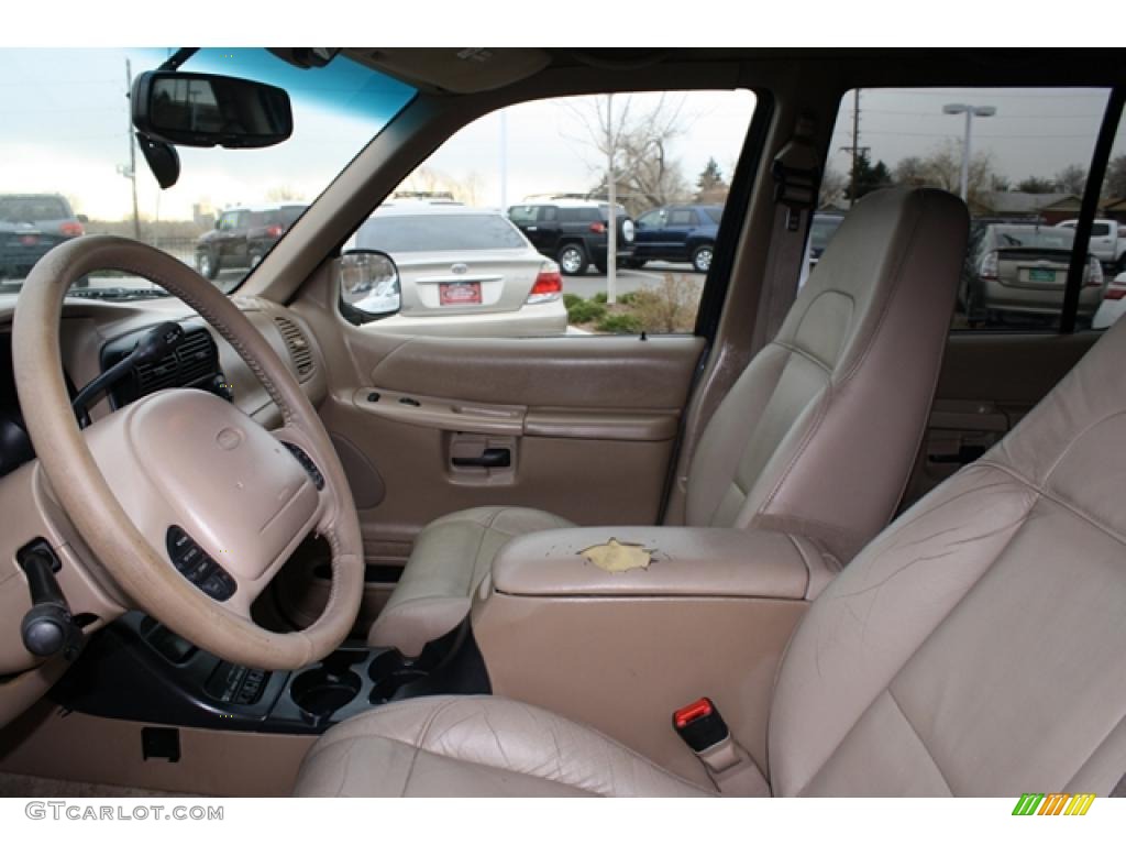 Medium Prairie Tan Interior 2000 Ford Explorer Eddie Bauer 4x4 Photo #41193926