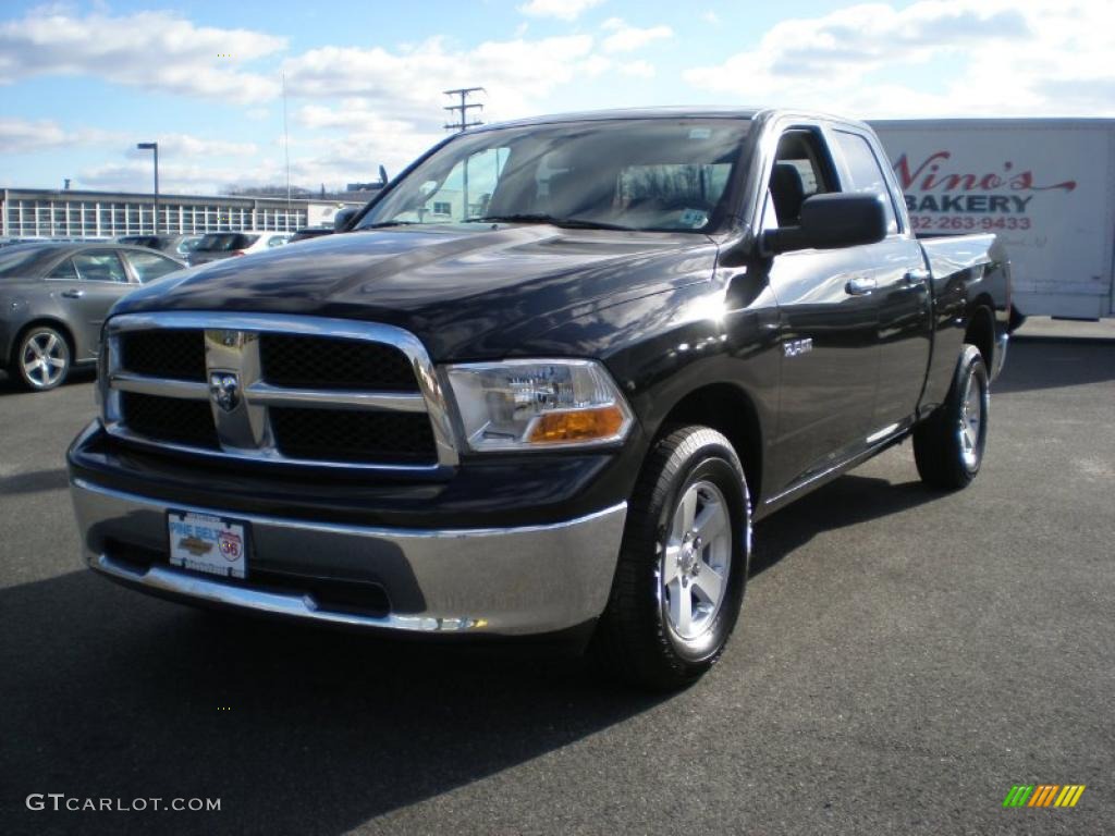 2010 Ram 1500 SLT Quad Cab 4x4 - Brilliant Black Crystal Pearl / Dark Slate/Medium Graystone photo #1