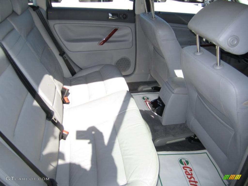 Grey Interior 2004 Volkswagen Passat GLS Wagon Photo #41200858