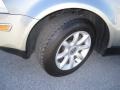 2004 Volkswagen Passat GLS Wagon Wheel and Tire Photo