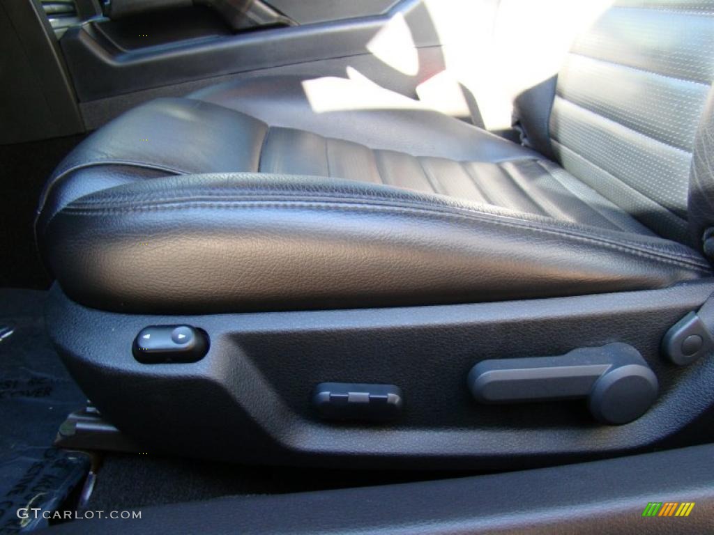2006 Mustang GT Premium Coupe - Windveil Blue Metallic / Dark Charcoal photo #11