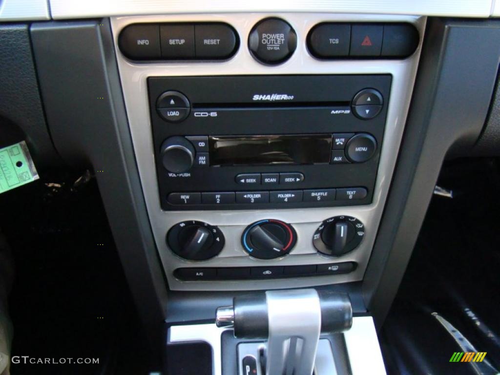 2006 Mustang GT Premium Coupe - Windveil Blue Metallic / Dark Charcoal photo #22