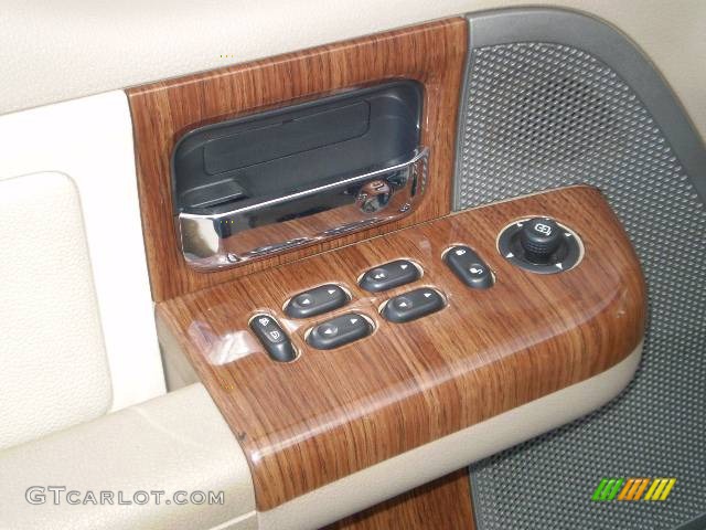 2004 F150 Lariat SuperCrew - Medium Wedgewood Blue Metallic / Tan photo #22