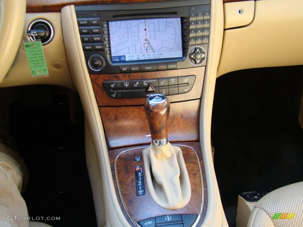 2006 Mercedes-Benz CLS 500 Controls Photo #41204090