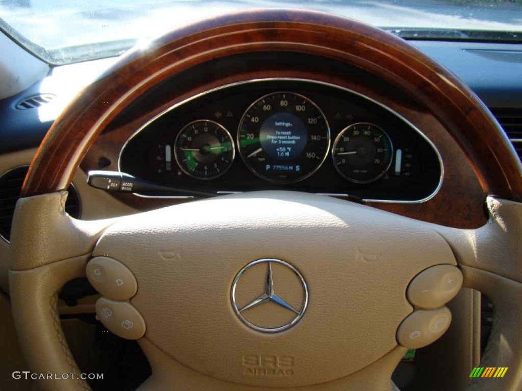 2006 Mercedes-Benz CLS 500 Cashmere Beige Steering Wheel Photo #41204126