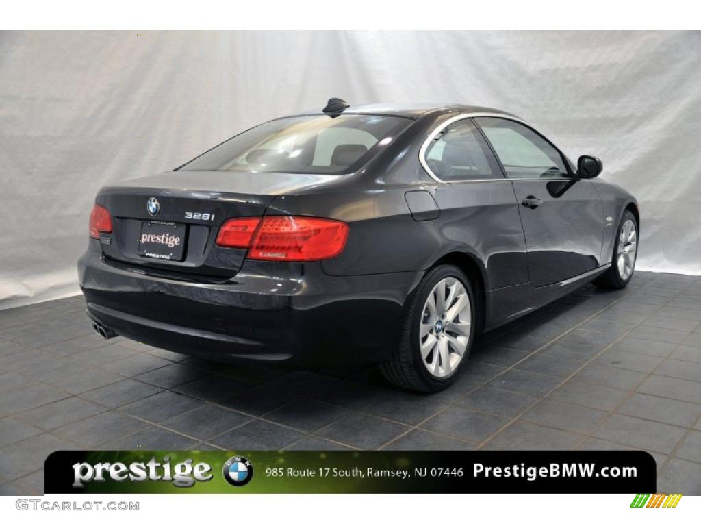 2011 3 Series 328i xDrive Coupe - Black Sapphire Metallic / Black photo #2