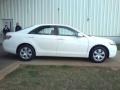 Super White - Camry LE Photo No. 17